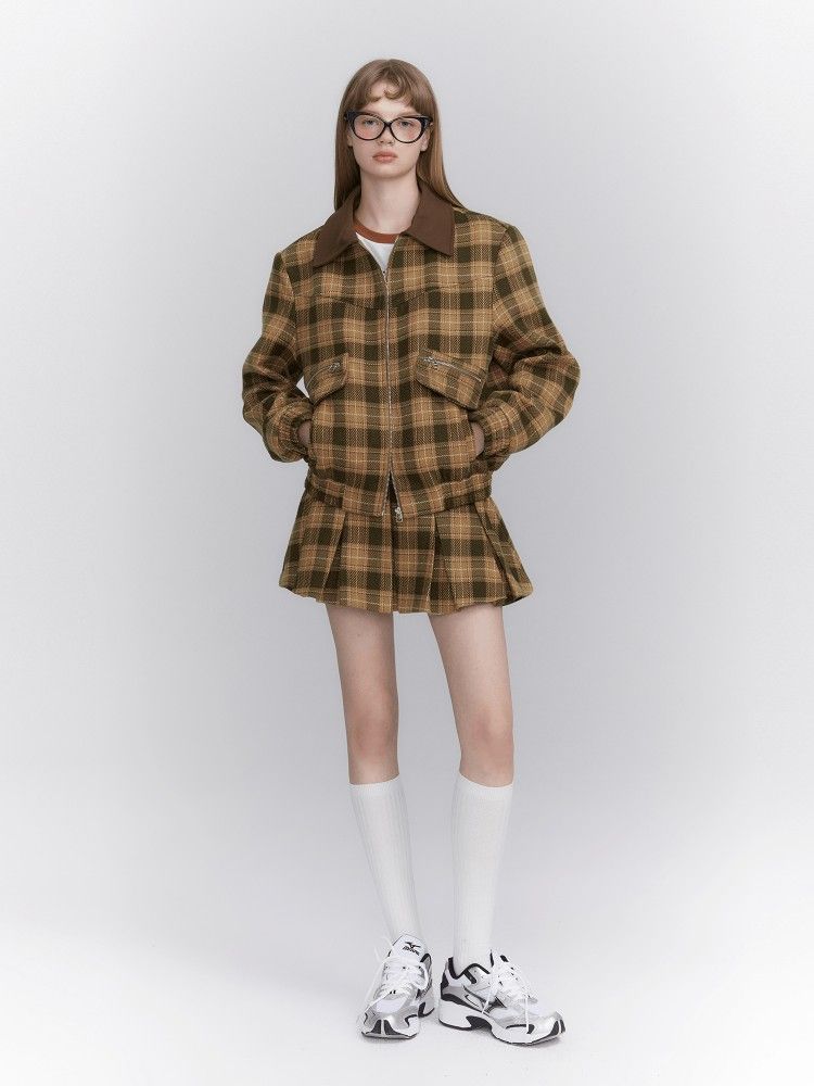 🟤 ชุดวินเทจสไตล์สปอร์ต สีเหลืองน้ำตาล เสื้อแจ็คเก็ต + กระโปรงจีบ